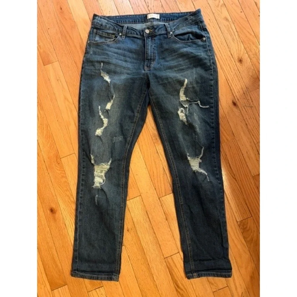 Altar'd State Distressed Skinny Jeans Medium Ripped Denim Womens Size 29 T54-26 - Picture 1 of 4